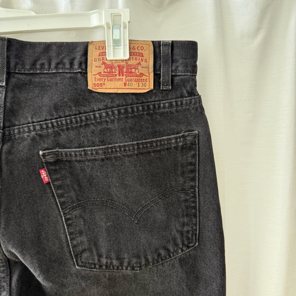 Levi's Men's Black Straight Leg Jeans with Signature Patch